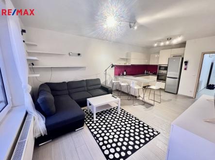 Pronájem bytu, 2+kk, 62 m²