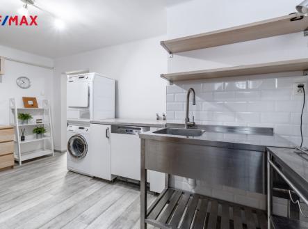 Prodej bytu, 2+1, 128 m²