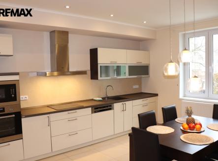 Pronájem bytu, 2+1, 83 m²