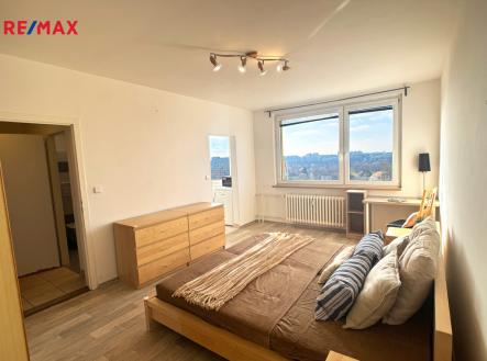 Pronájem bytu, 1+kk, 29 m²