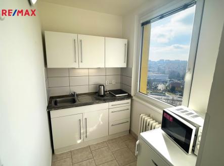 Pronájem bytu, 1+kk, 29 m²