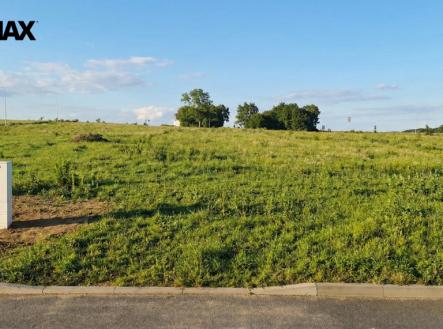 Prodej pozemku pro bydlení, 831 m² obrázek