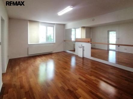 Pronájem kanceláře, 32 m²