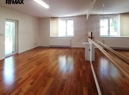 Pronájem kanceláře, 32 m²