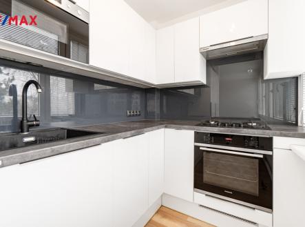 Pronájem bytu, 3+kk, 55 m²