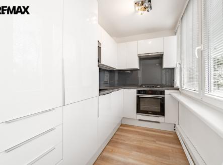 Pronájem bytu, 3+kk, 55 m²