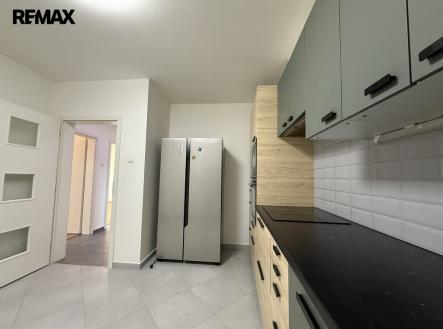 Pronájem bytu, 2+1, 72 m²