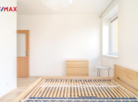 Pronájem bytu, 3+kk, 62 m²