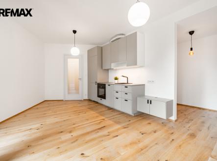 Pronájem bytu, 1+kk, 37 m²