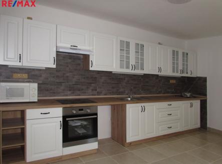 Pronájem domu/vily, 140 m²