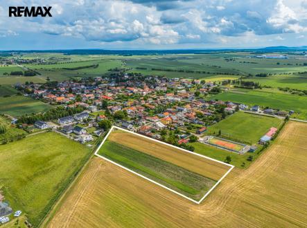 Prodej pozemku pro bydlení, 11 345 m²