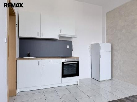 Pronájem bytu, 2+kk, 36 m²