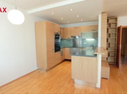 Pronájem bytu, 3+kk, 82 m²