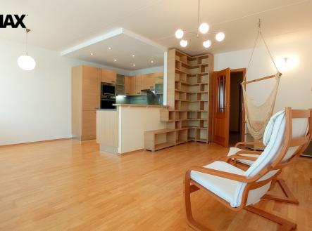 Pronájem bytu, 3+kk, 82 m²