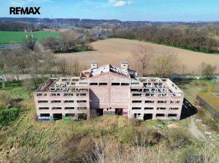 Prodej pozemku pro komerční výstavbu, 42 524 m²