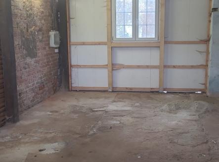 Pronájem jiné, 87 m²