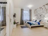Pronájem bytu, 1+kk, 35 m²