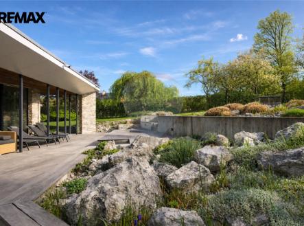 Prodej domu/vily, 860 m²