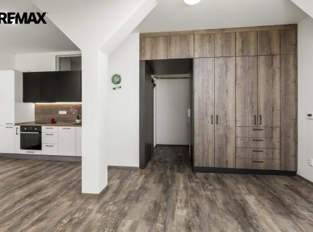 Prodej bytu, 1+kk, 43 m²