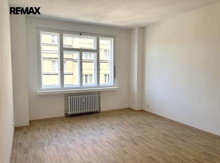 Pronájem bytu, 1+1, 55 m²
