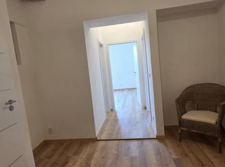 Pronájem bytu, 2+kk, 45 m²