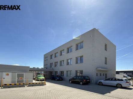 Pronájem kanceláře, 444 m²