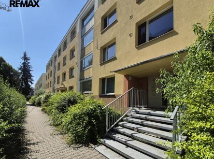 Pronájem bytu, 2+1, 56 m²