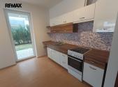 Pronájem bytu, 1+kk, 39 m²