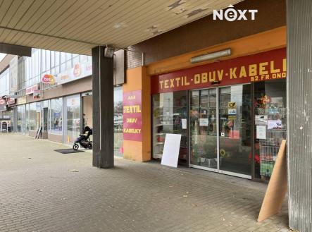 Pronájem komerčního objektu, obchodní centrum, 567 m²