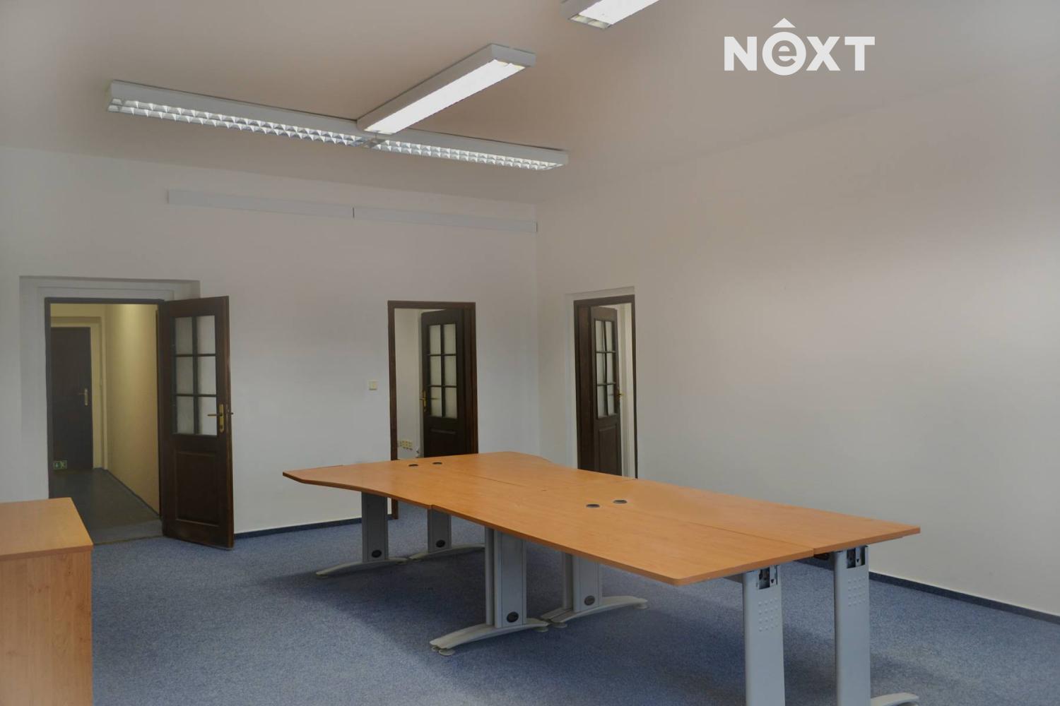 Pronájem komerční Kanceláře, 150㎡