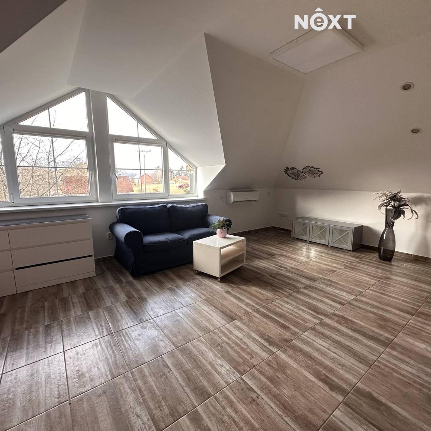 Pronájem byt 1+kk, 66㎡