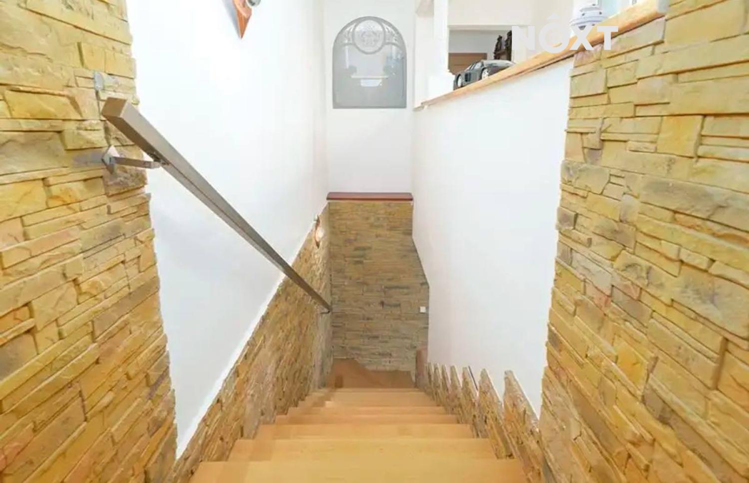 Pronájem byt 4+1, 115㎡