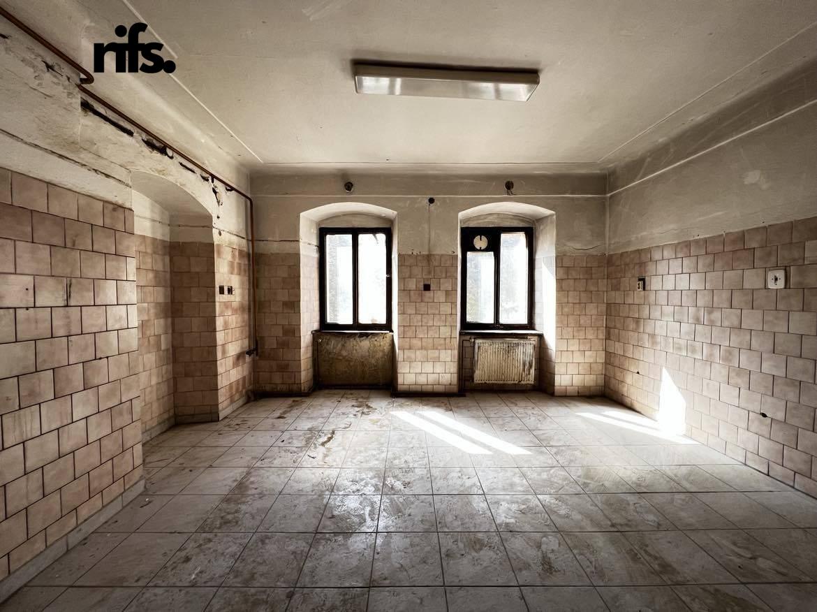 Prodej dům Rodinný, 300㎡|Ústecký kraj, Chomutov, Jirkov, Chomutovská 60, 43111