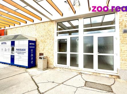 Pronájem obchodní prostor, 90 m²