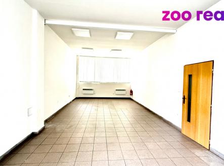 Pronájem obchodní prostor, 90 m²