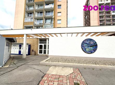 Pronájem - obchodní prostor, 27 m²