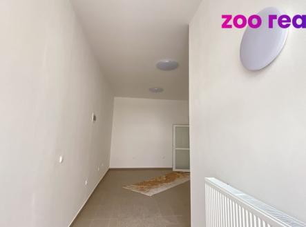 Pronájem - obchodní prostor, 27 m²