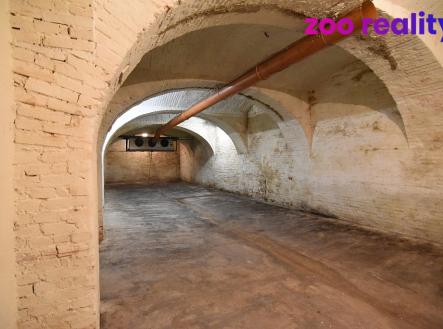 Prodej výrobní prostor, 1 065 m²