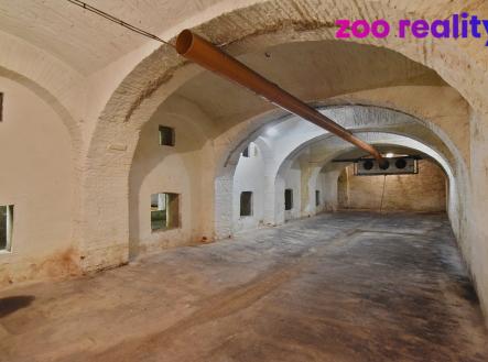 Prodej výrobní prostor, 1 065 m²