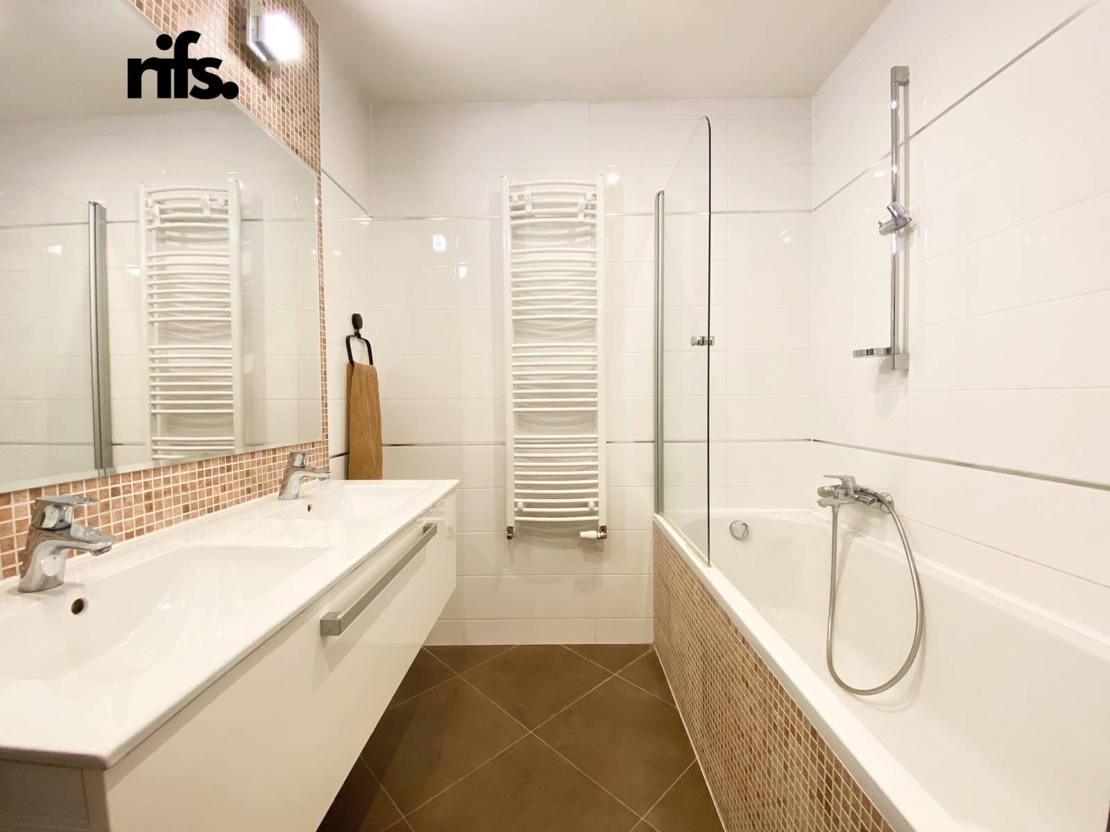 Prodej byt 3 + kk, 66㎡|Hlavní město Praha, Praha, Praha 22, Uhříněves, Františka Diviše 1603/20, 104