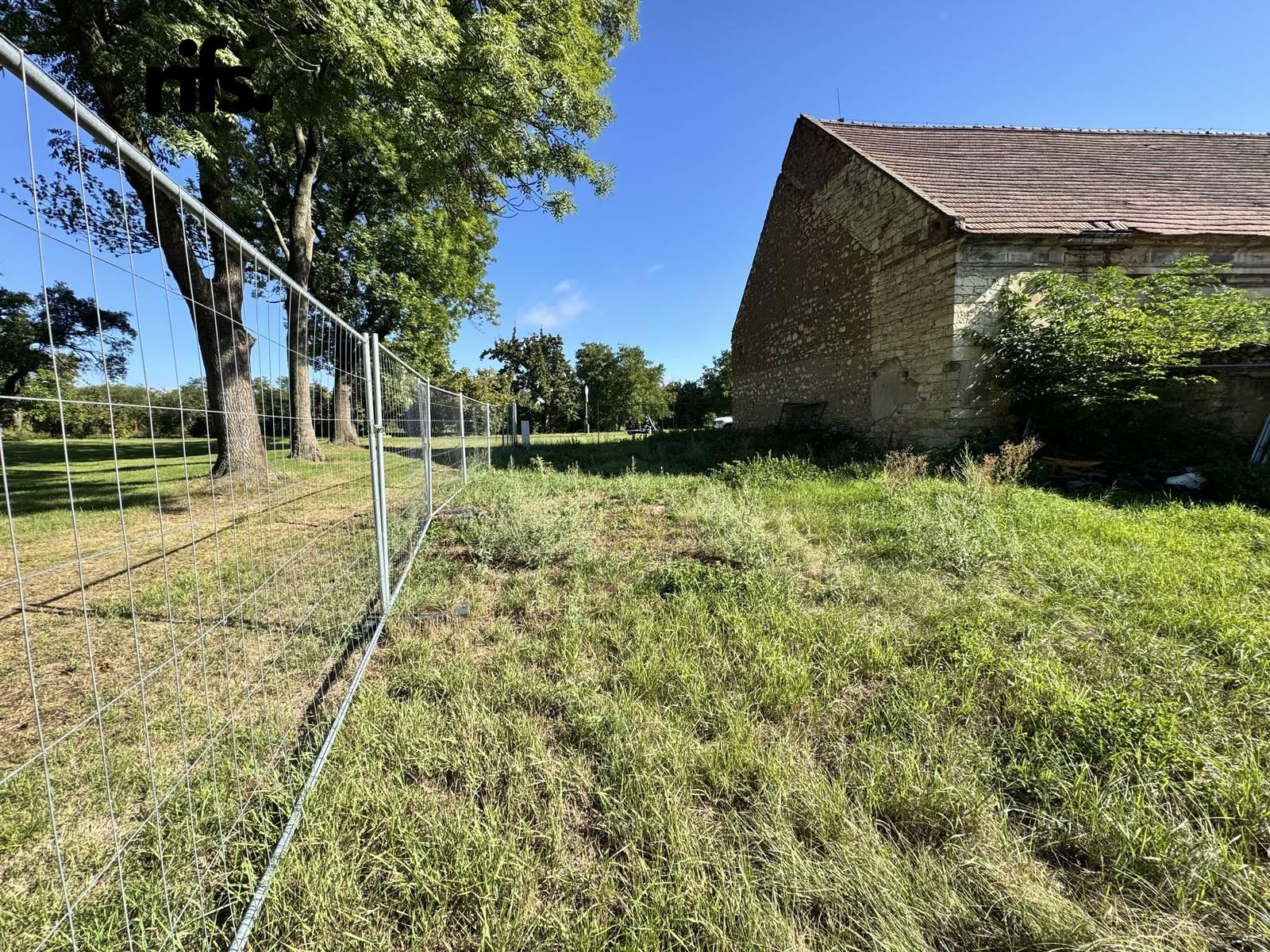 Prodej pozemek Bydlení, 664㎡|Louny, Ústecký kraj, Výškov, 44001