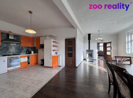 Pronájem bytu, 3+kk, 583 m²