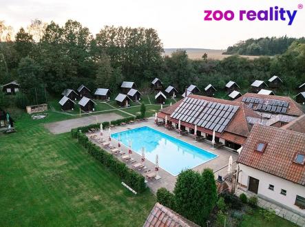 Prodej hotel, 1 795 m²