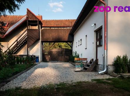 Prodej hotel, 1 795 m²