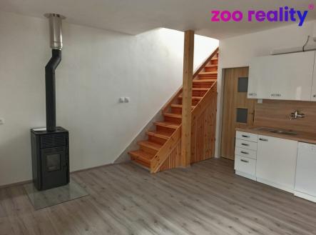 Pronájem bytu, 3+kk, 77 m²