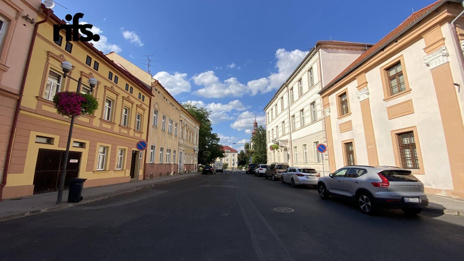 Prodej komerční Obchodní prostory, 320㎡|Ústecký kraj, Chomutov, Kadaň, Boženy Němcové 576, 43201