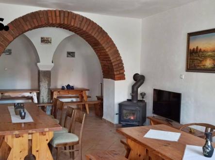 Prodej komerčního objektu, jiný, 345 m²