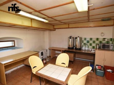 Prodej komerčního objektu, sklad, 657 m²