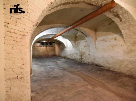 Prodej domu/vily, 1 065 m²