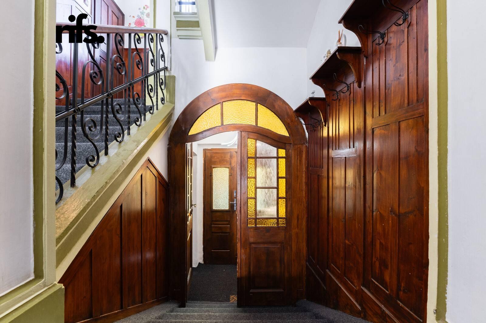 Prodej dům Vila, 355㎡|Ústecký kraj, Ústí nad Labem, Ústí nad Labem-město, Klíše, Brožíkova 133/1, 40